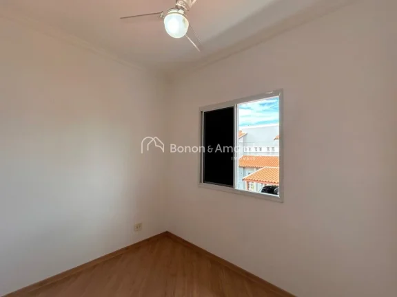 Imagem Casa muito bem distribuída em condomínio fechado, situada em uma das regiões mais valorizadas de ...