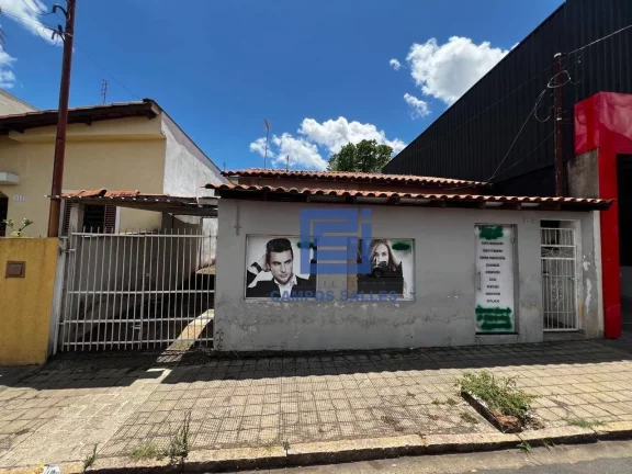 Foto do imóvel Casa à venda, 131 m² por R$ 650.000,00 - Centro - Socorro/SP