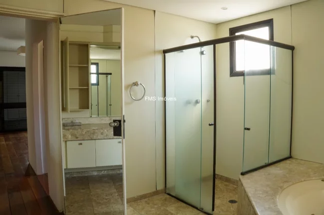 Imagem Imperdível! Apartamento de Luxo com 3 Suítes na Consolação, São Paulo - 285m² - 3 Vagas - Venha Conferir!