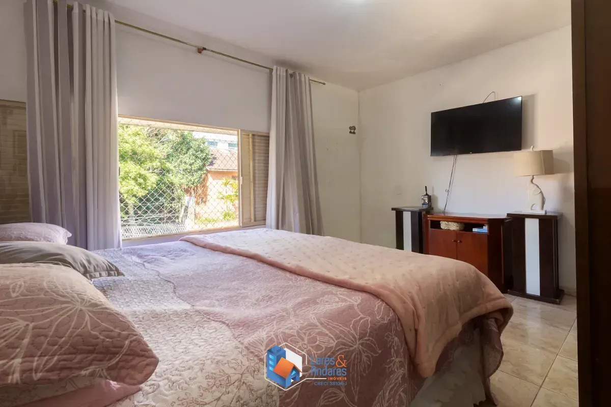 Imagem Sobrado para venda em Vila Nova Caledônia com 3 quartos, sendo 1 suíte, 168m²