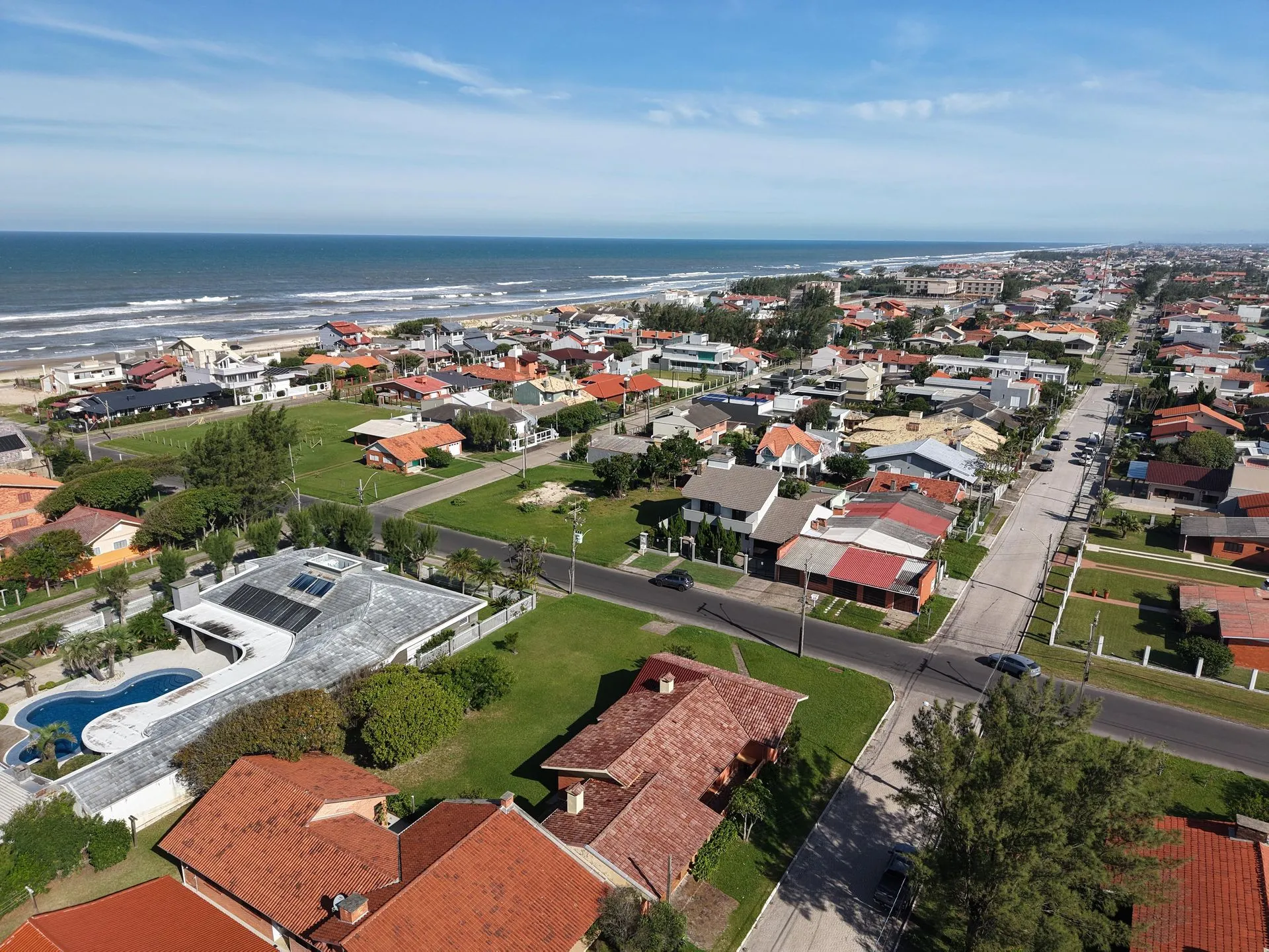 Imagem Casa à venda em Xangri-lá, Centro, com 4 quartos, 900m2