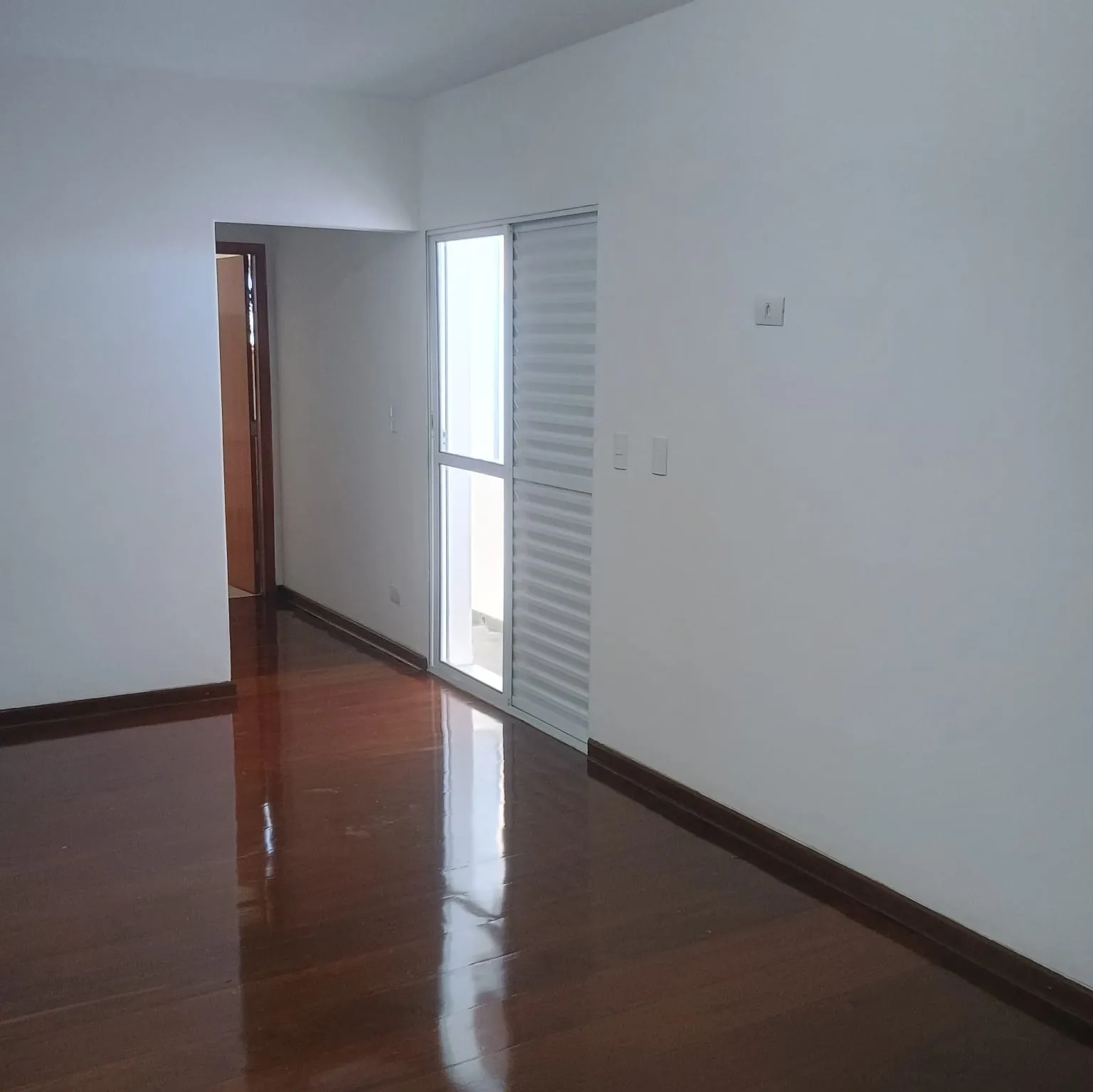 Imagem Campolim | Casa térrea | 340 m² construídos | Terreno de 360 m² | 3 dormitórios, 1 suíte | Escritório | Closet | 3 vagas | Residencial ou Comercial
