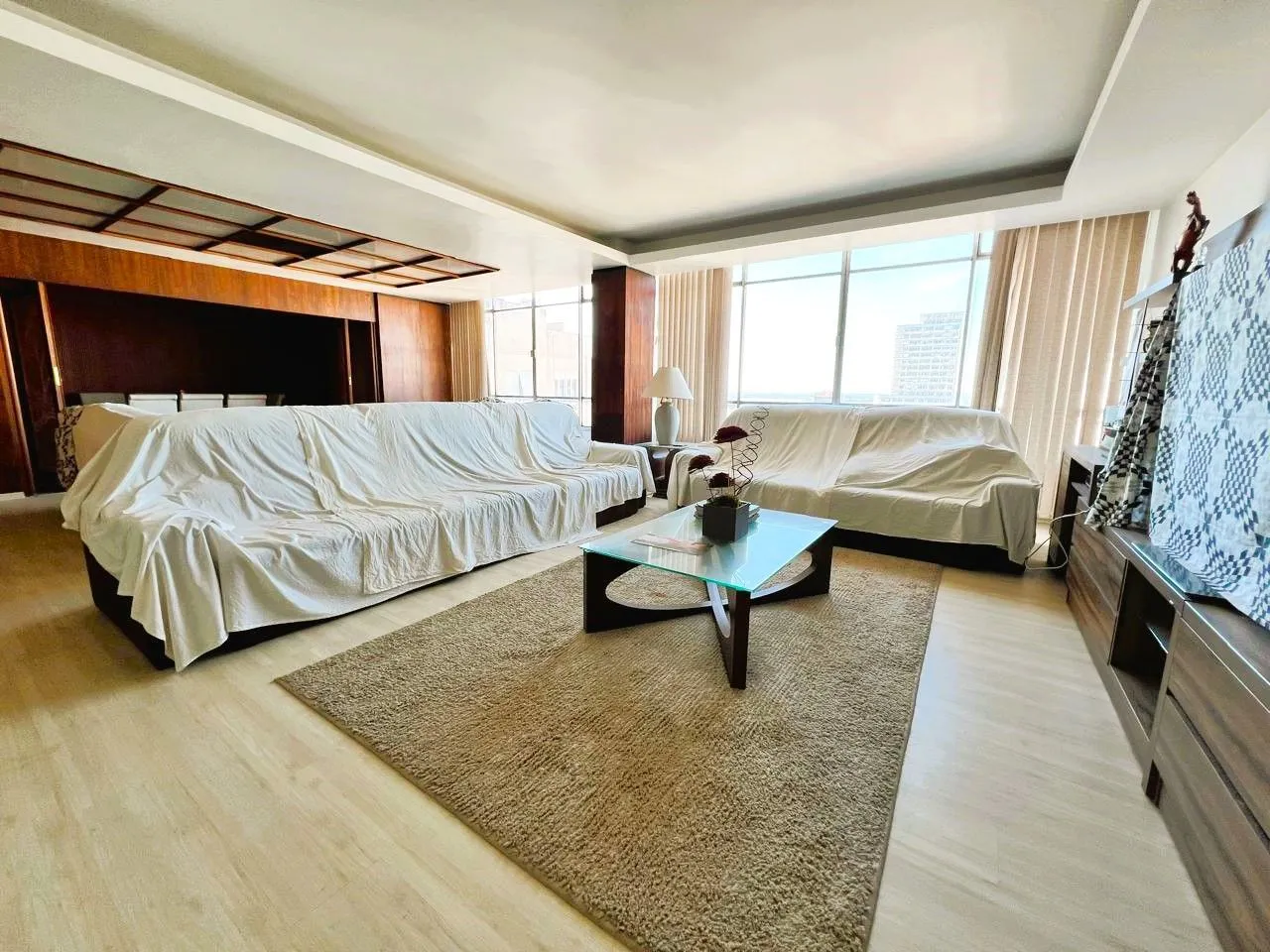 Imagem Excelente apartamento 3 dormitórios com vista para o Guaíba em frente a Santa Casa - Edif. Santa Tecla