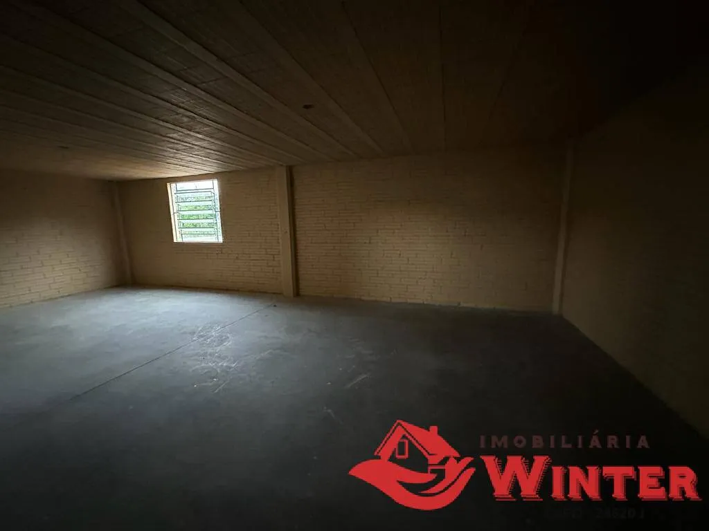 Imagem Pavilhão com 720m2 em frente a RS 452.
