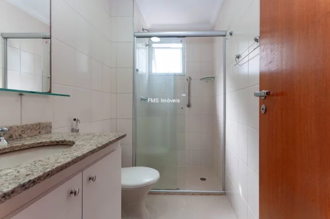 Imagem Apartamento para Locação em Pinheiros, com 2 Quartos sendo 1 Suíte, 2 Vagas, 75m².