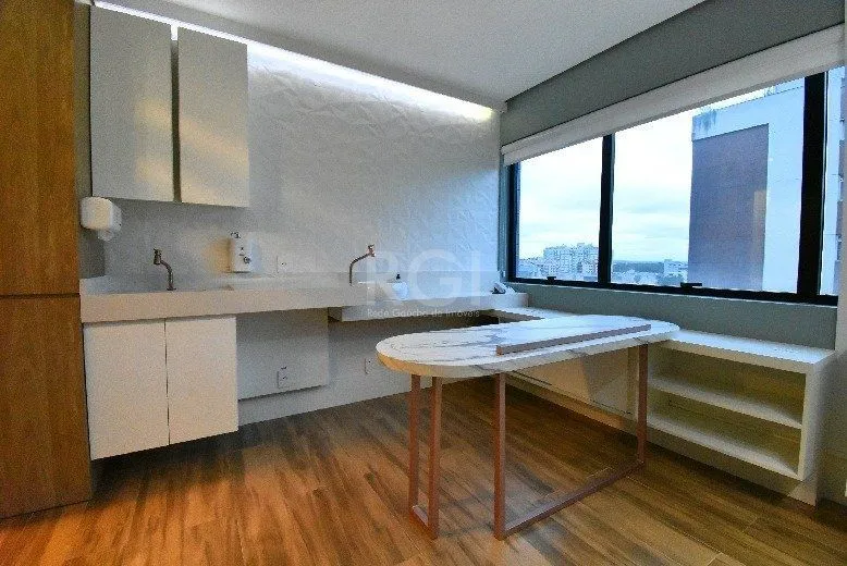 Imagem Conjunto/Sala para Venda - 25.81m², 0 dormitórios, Menino Deus