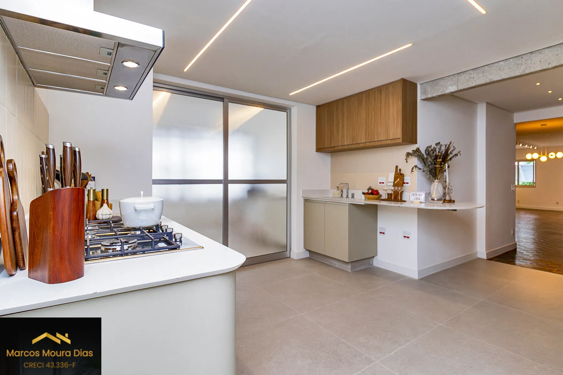 Imagem Apartamento Alto Padrão 3 suítes,167m2 ,reformado, 2 vagas, Alameda Sarutaiá