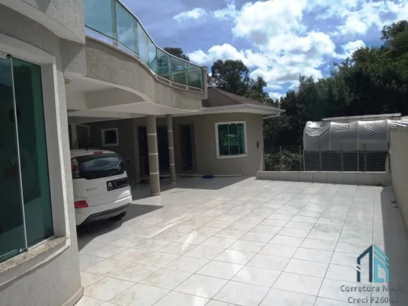 Imagem (ESTUDA PERMUTA) Sobrado 04 quartos sendo uma suíte, 03 vagas no Bacacheri/Jardim Social em Curitiba PR