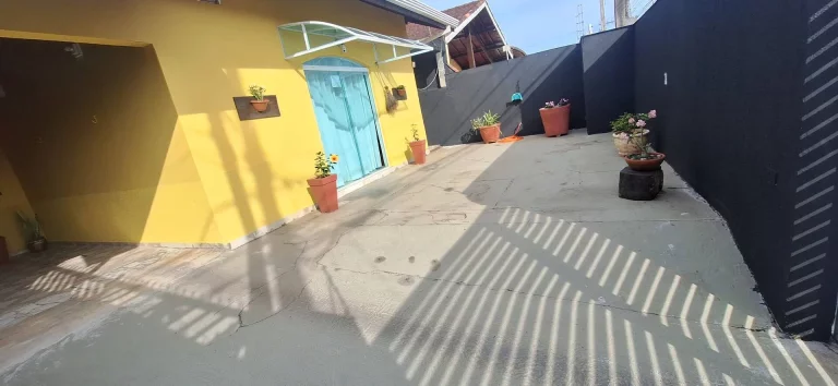 Imagem LINDO SOBRADO COM 4 SUITES, 600 MTS DA PRAIA