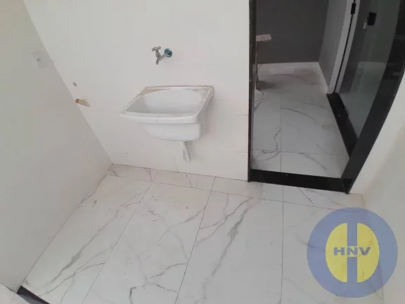 Imagem Casa de terreno inteiro Excelente, com acabamento fino em Itaipuaçú!