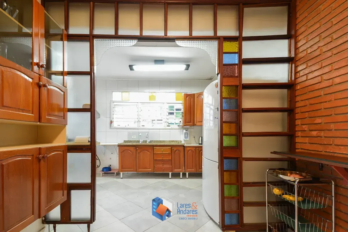 Imagem Casa para venda em Jardim da Glória com 4 quartos, sendo 1 suíte, 275m²