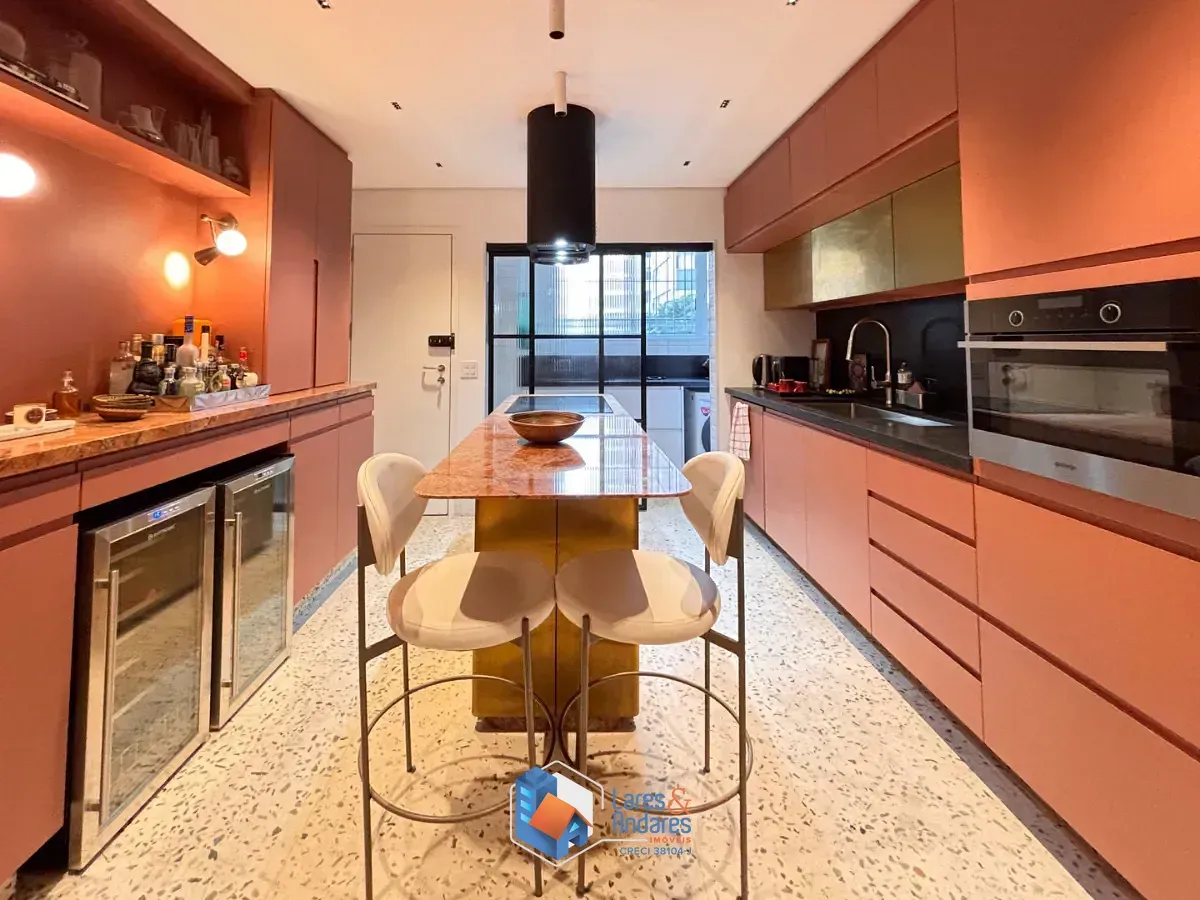 Imagem Apartamento para venda em Jardim América com 2 quartos, sendo 2 suítes, 190m²