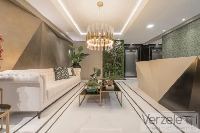 Imagem Apartamento 4 ou + dormitórios para Venda em Itapema / SC no bairro Meia Praia