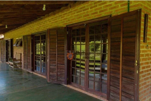 Imagem Sítio com 7 dormitórios à venda, 25000 m² por R$ 2.710.000,00 - Camanducaia - Camanducaia/MG