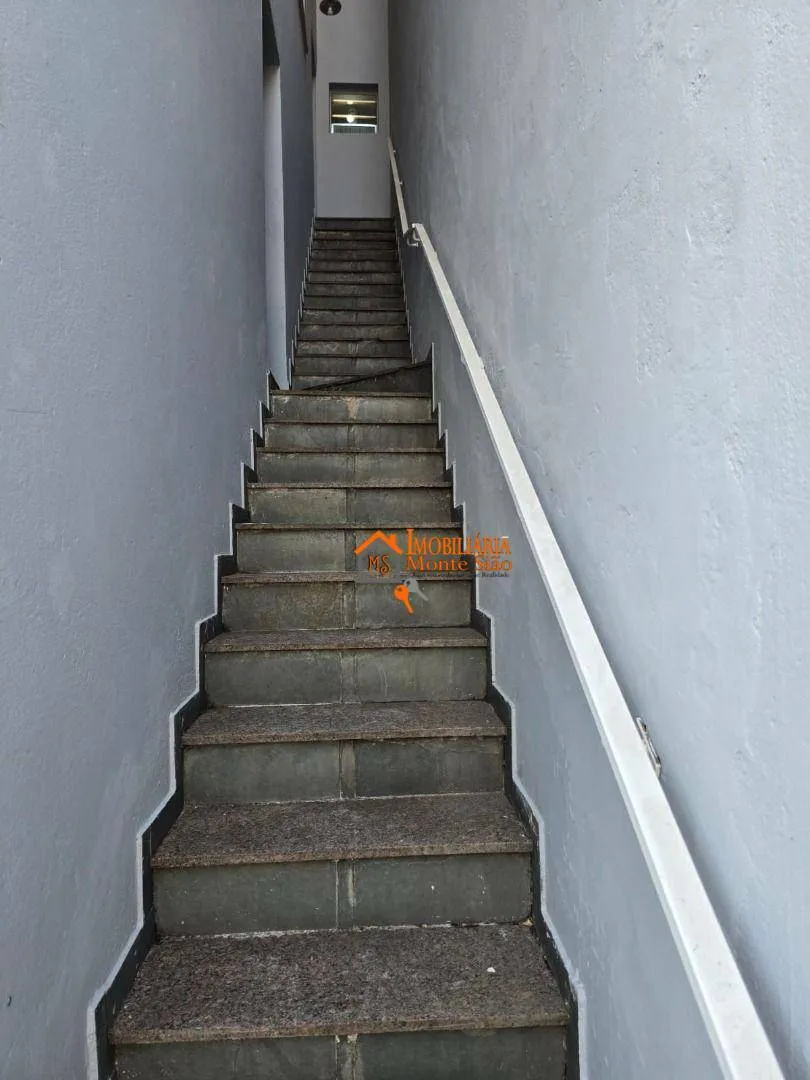Imagem Sobrado com 2 dormitórios à venda, 174 m² por R$ 650.000,00 - Jardim Santa Cecília - Guarulhos/SP
