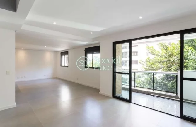 Imagem Duplex reformado em Higienópolis para venda *140m² privativos *2 suites *Closet *Cozinha americana...