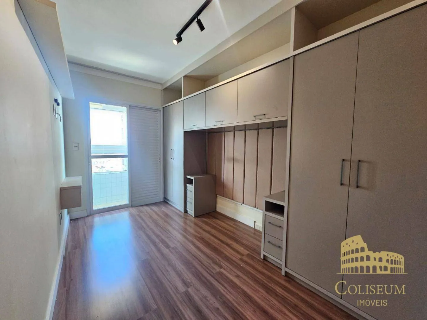 Imagem Apartamento com 2 dormitórios à venda, 86 m² por R$ 550.000,00 - Balneário Flórida - Praia Grande/SP