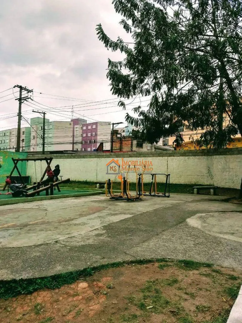 Imagem Apartamento com 2 dormitórios à venda, 47 m² por R$ 159.000,00 - Cidade Tupinambá - Guarulhos/SP