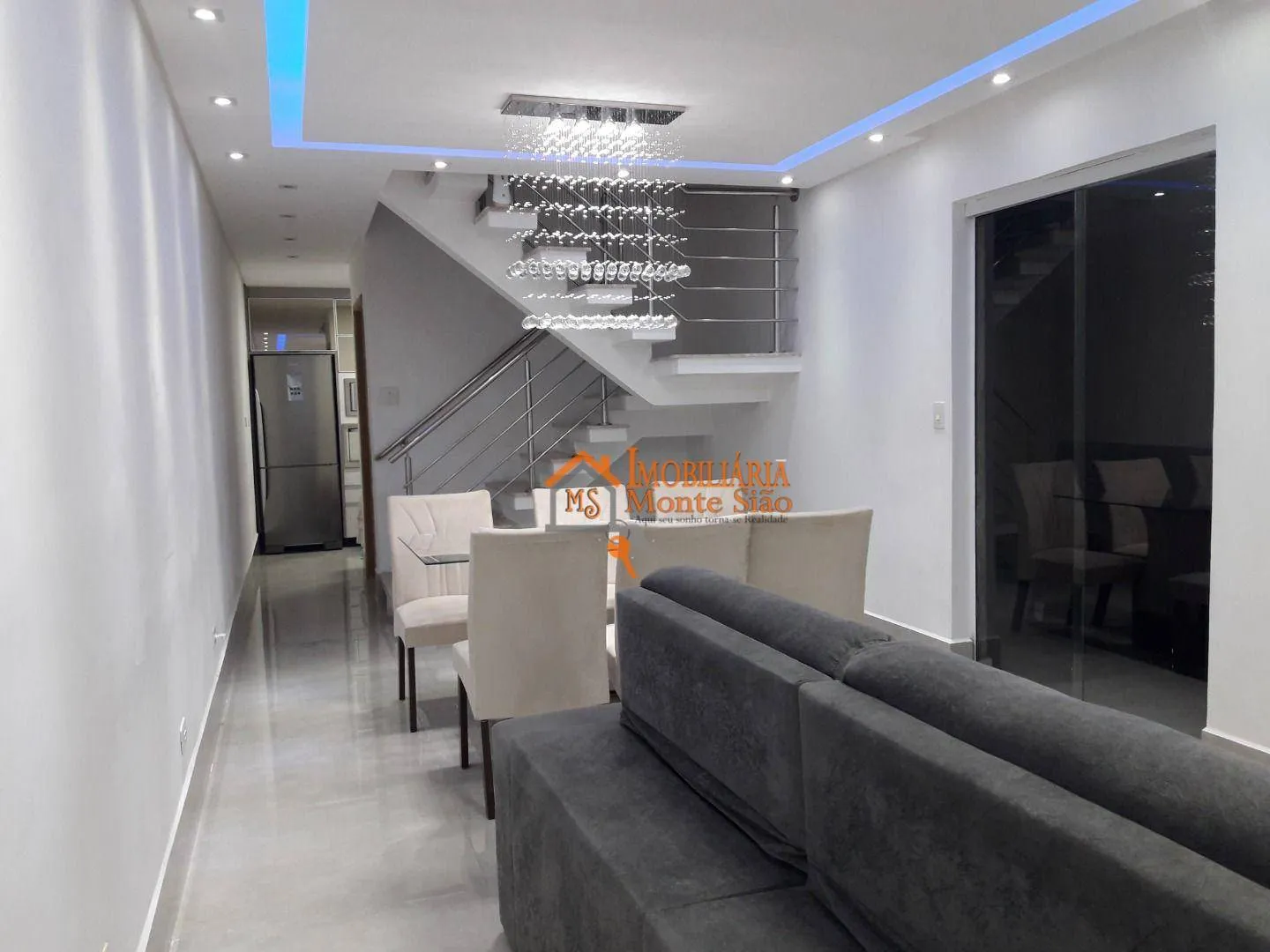 Imagem Sobrado com 3 dormitórios à venda, 140 m² por R$ 640.000,00 - Jardim Adriana - Guarulhos/SP