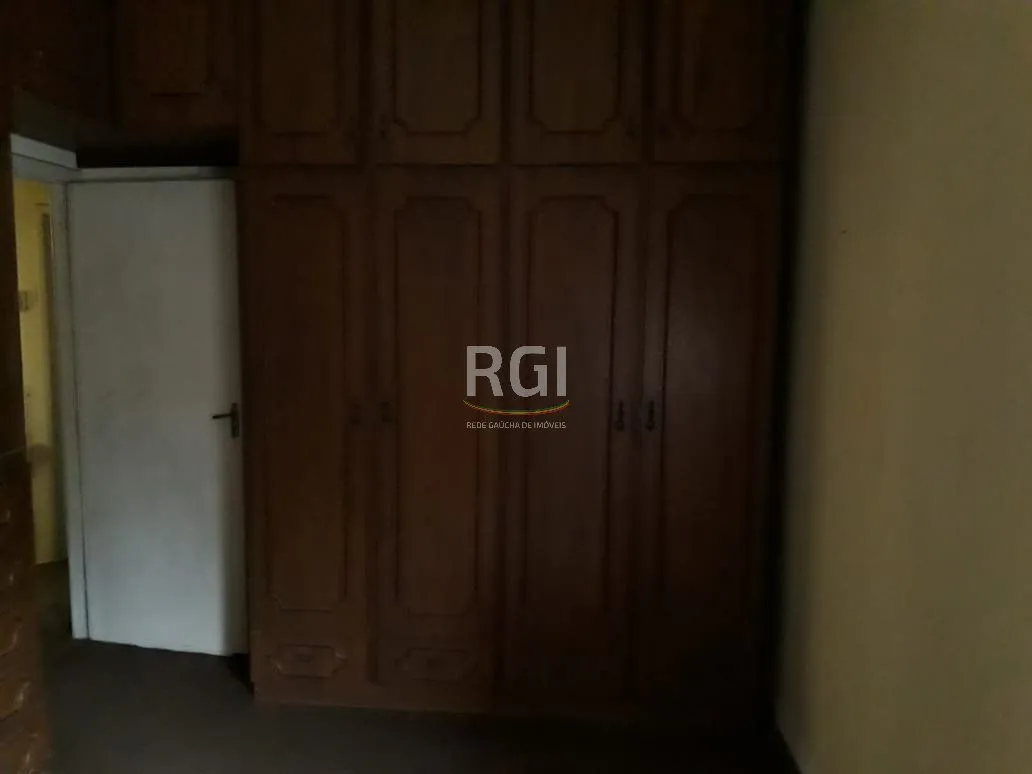 Imagem Casa para Venda - 415.8m², 5 dormitórios, 3 vagas - Menino Deus