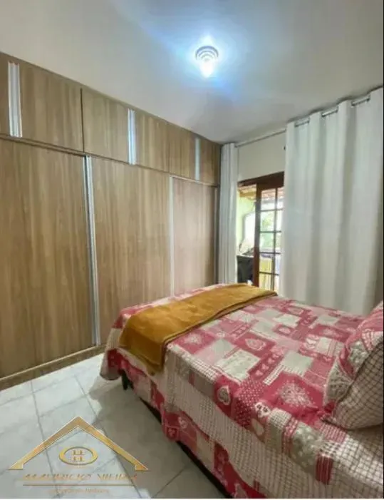 Imagem Casa em Condomínio para Venda em Cabo Frio / RJ no bairro Parque Burle