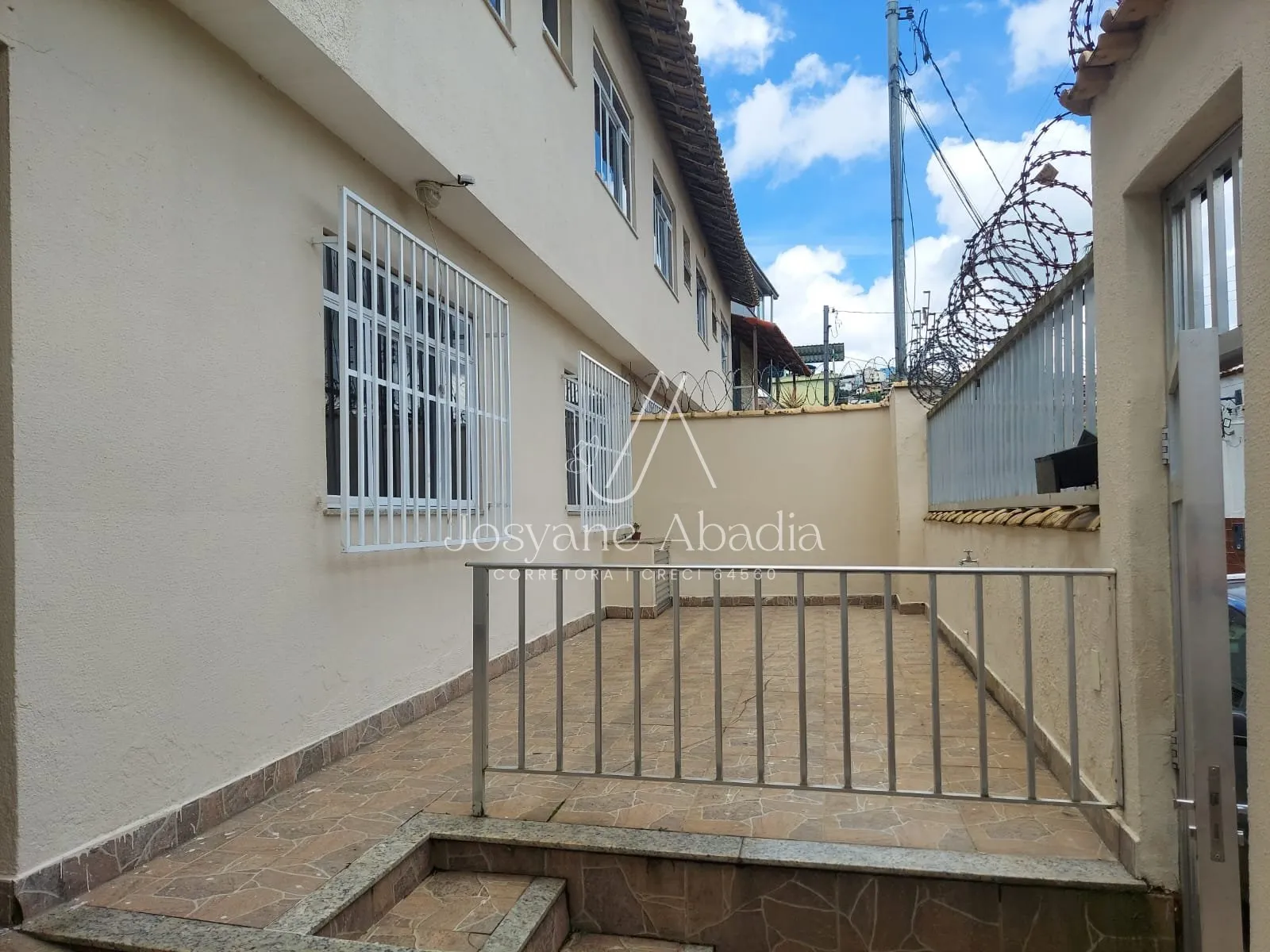 Imagem Casa à Venda no São Pedro em Juiz de Fora | 3 Quartos com Suíte e 2 Vagas