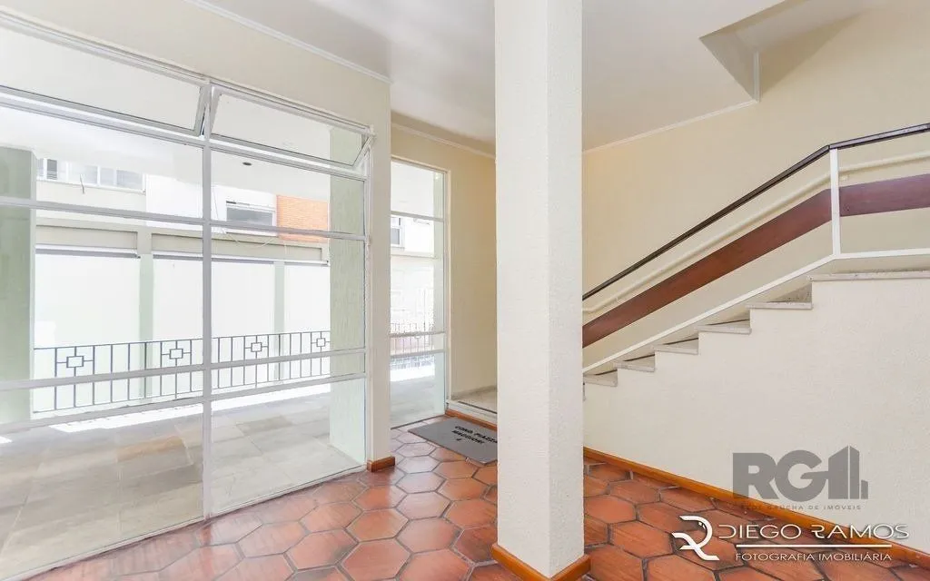 Imagem Cobertura para Venda - 73.12m², 2 dormitórios, 1 vaga - Cristo Redentor