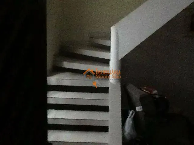 Imagem Casa com 3 dormitórios à venda, 220 m² por R$ 420.000,00 - Jardim Silvestre - Guarulhos/SP