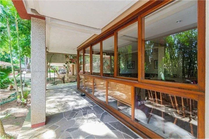 Imagem Apartamento de 2 quartos em prédio com elevador, churrasqueira e garagem