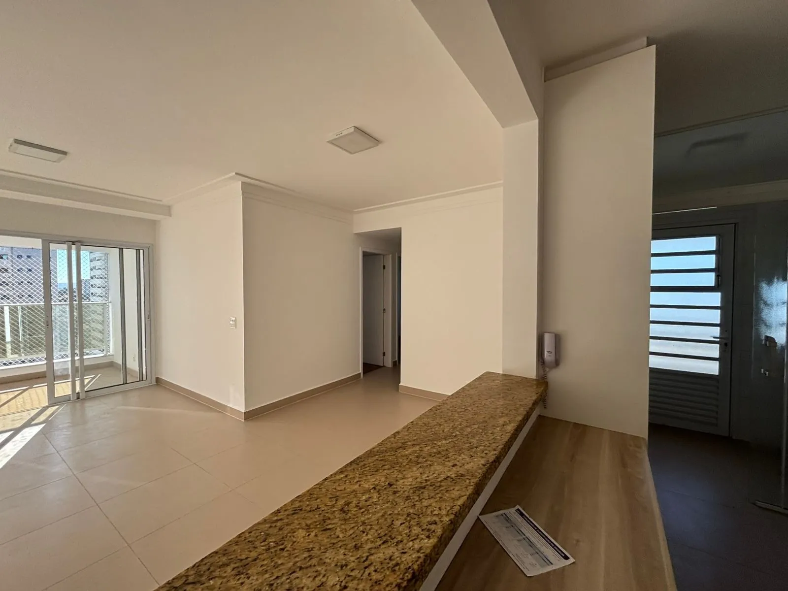 Imagem Apartamento para alugar no Parque Campolim, Sorocaba, 93 m², 3 dormitórios, varanda gourmet, 2 vagas e lazer completo.