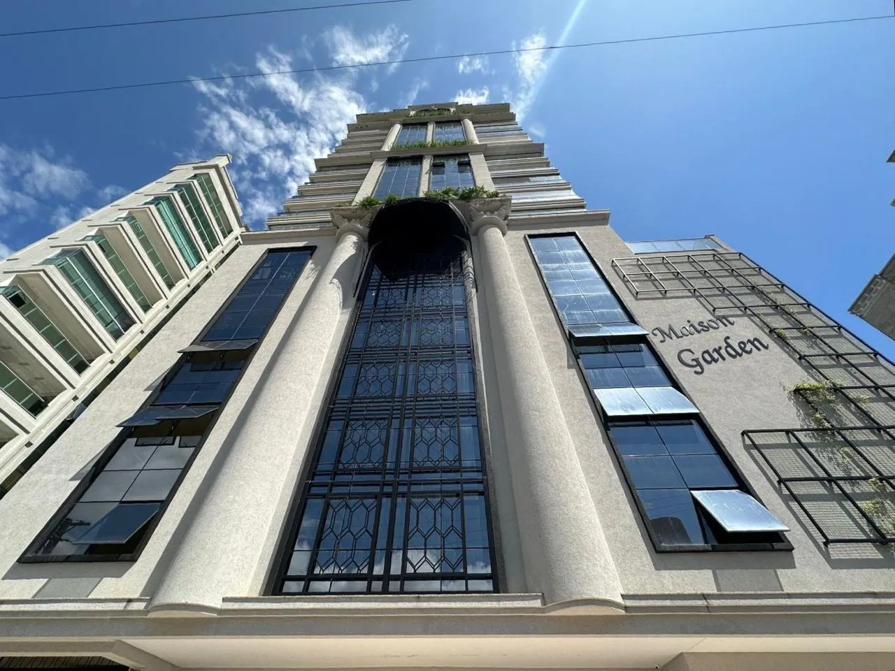 Foto do imóvel Apartamento com vista para o mar à venda com 200m2 por R$ 5.500.000,00