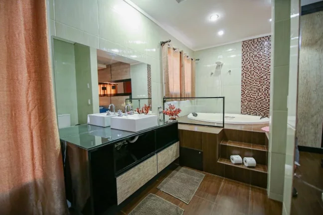 Imagem CASA residencial dentro de condomínio