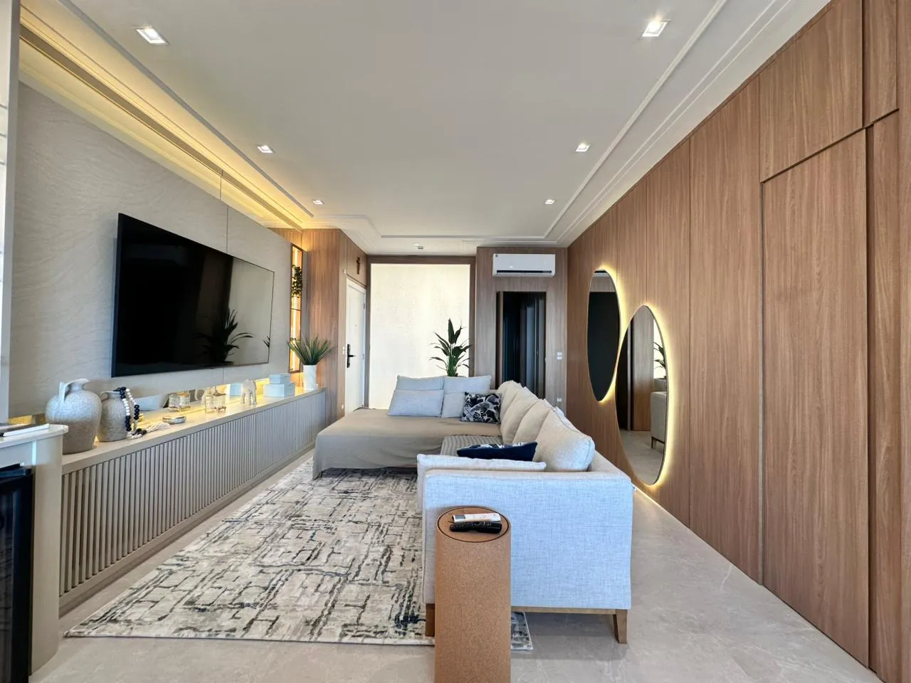 Imagem Apartamento com vista para o mar à venda com 160m2 por R$ 4.098.000,00