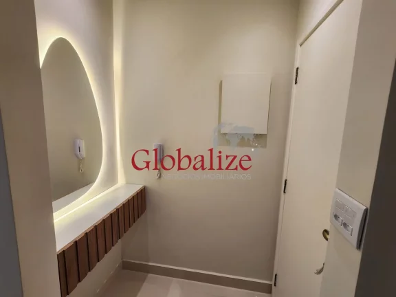 Imagem Apartamento localizado na Ponta da Praia! 2 quartos, 1 suíte, 1 sala, 3 banheiros, 1 vaga de garagem, 83,00 m² de área. R$595.000,00
