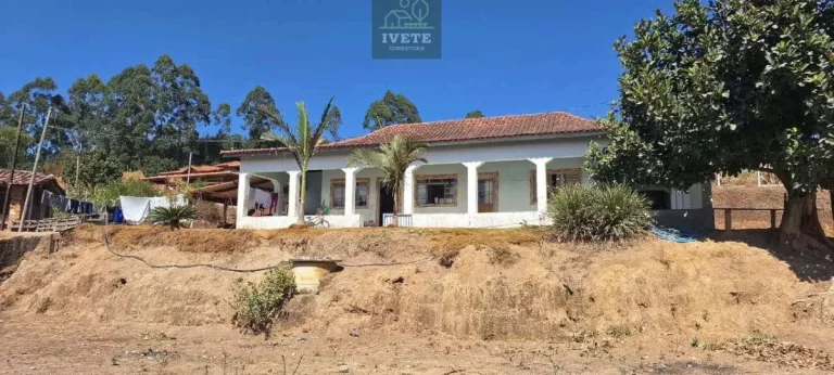 Foto do imóvel Chácara com Piscina à Venda no Bairro do Moquem – Socorro/SP em José Maria de Azevedo e Souza (esc)
