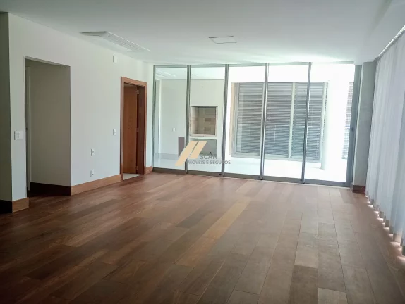 Foto do imóvel Apartamento à venda no Cambuí: 3 quartos, 3 suítes, 5 banheiros, 5 vagas de garagem, 257m² - Campinas-SP.