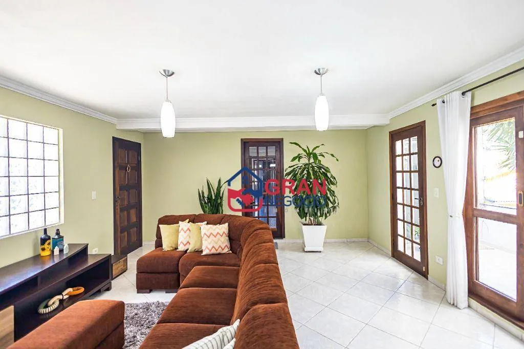 Imagem Casa Térrea Com Amplo Terreno - Santa Felicidade