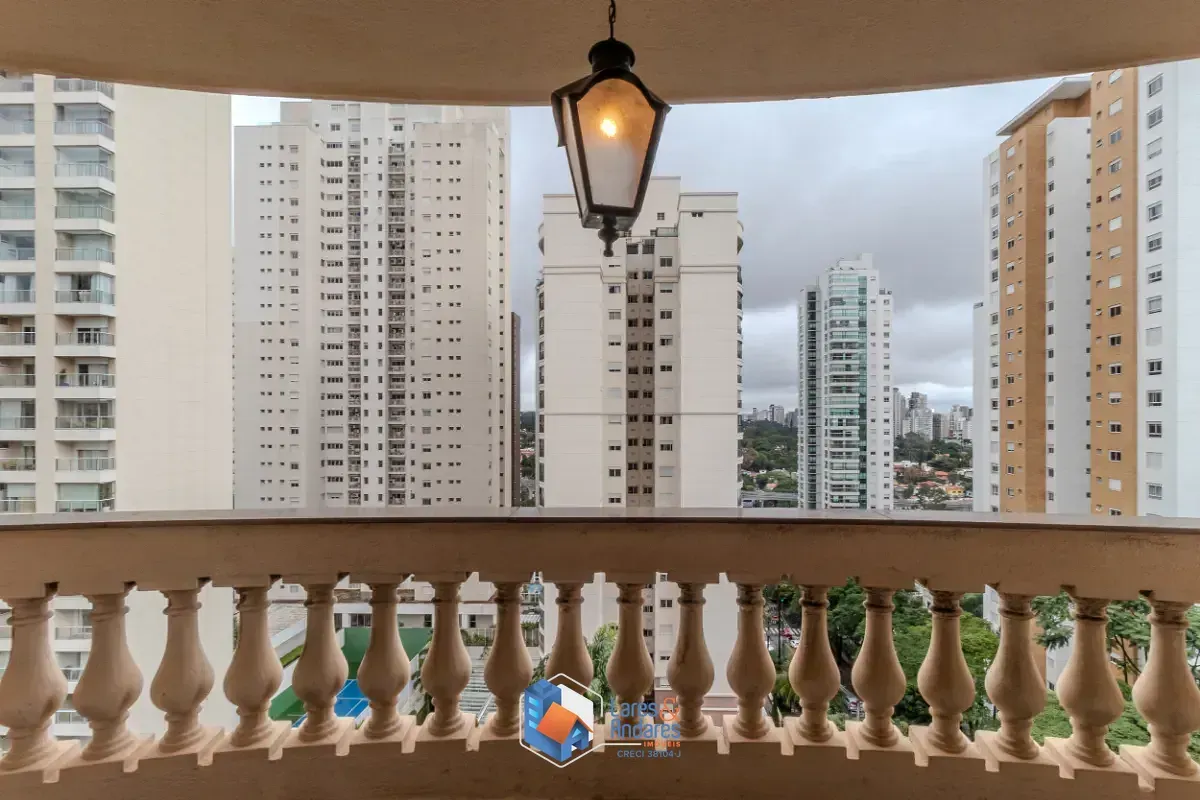 Imagem Apartamento para venda em Campo Belo com 5 quartos, sendo 2 suítes, 210m²