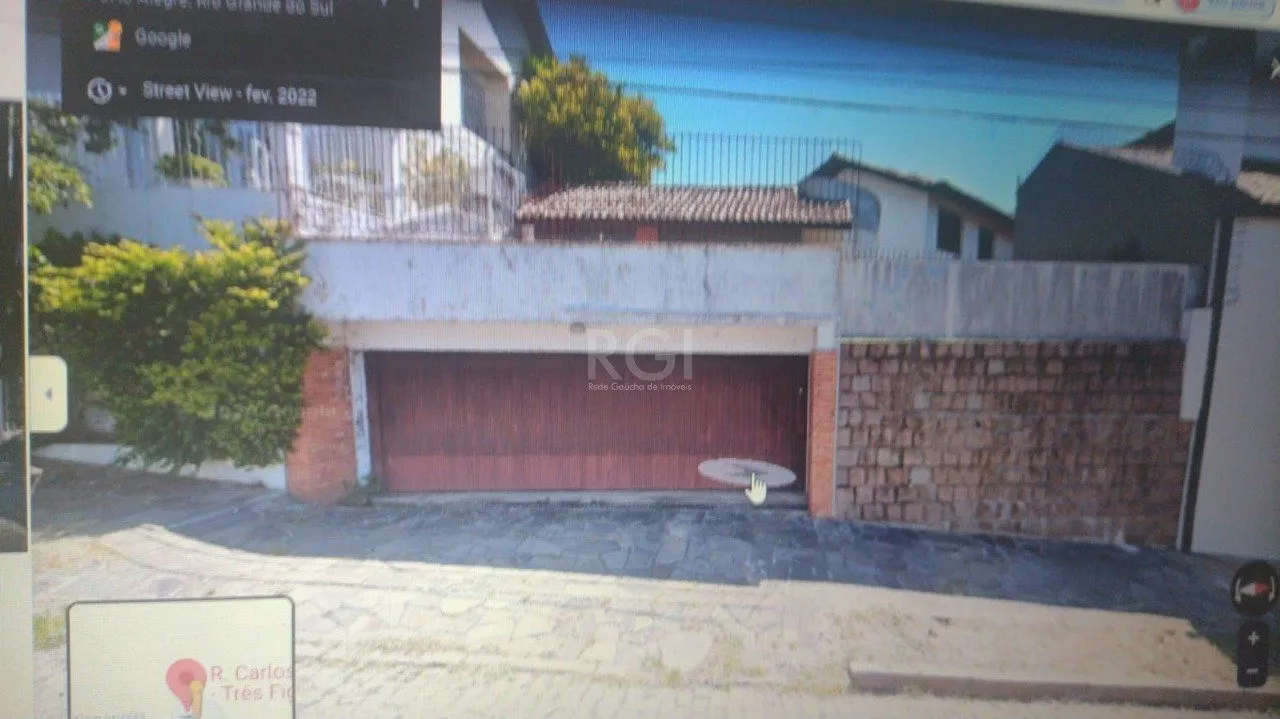 Imagem Casa 4 dormitórios, sendo 1 suites, 2 vagas - Três Figueiras, Porto Alegre