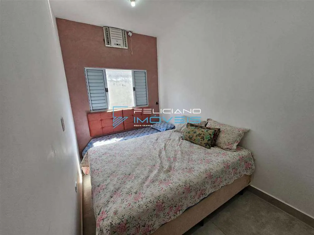 Imagem Sobrado com 3 quartos, Solemar, Praia Grande - R$ 775 mil, Cod: 7556