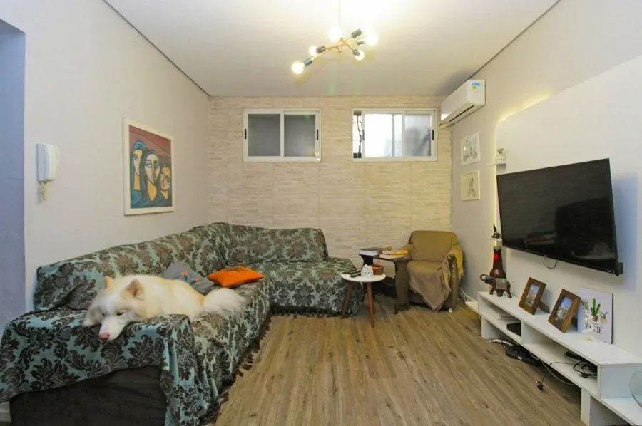 Imagem Casa 4 dormitórios, 220m² privativos, RuaGeneral Couto de Magalhães