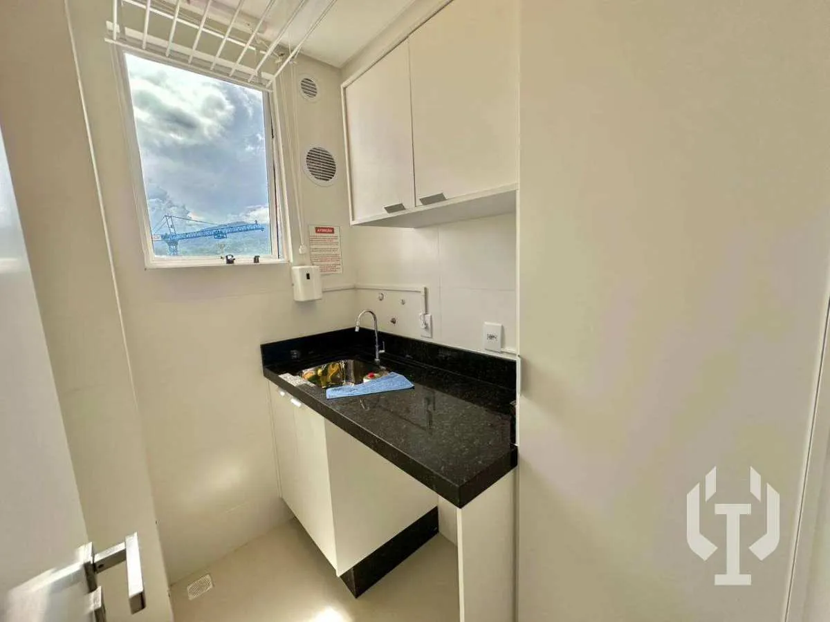 Imagem Apto no centro de Itapema com 3 suítes, mobiliado, pronto para morar