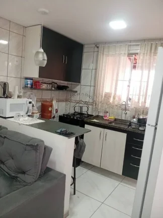 Imagem No local tem 2 casas. Entradas independentes com água, luz separadas. Uma em cima e outra embaixo. ...