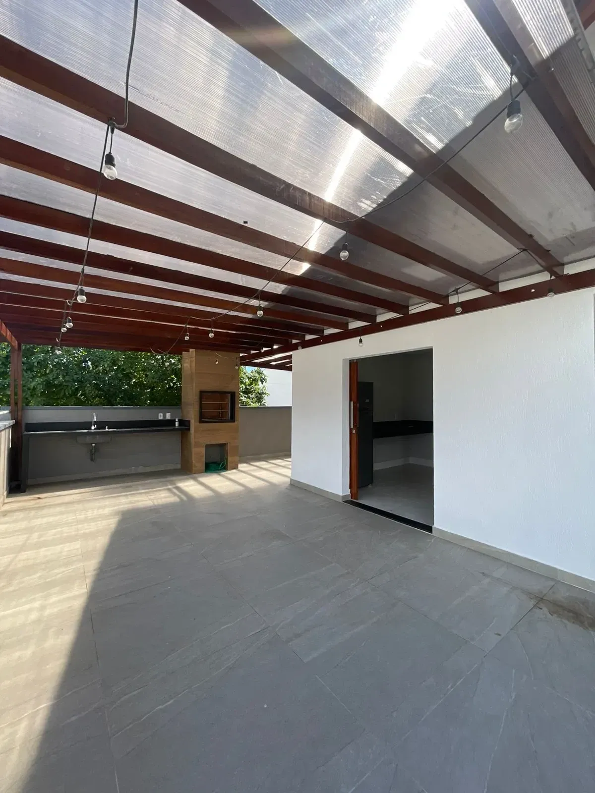 Foto do imóvel Casa com 4 Quartos à Venda, 160 m² em Praia do Futuro II - Fortaleza