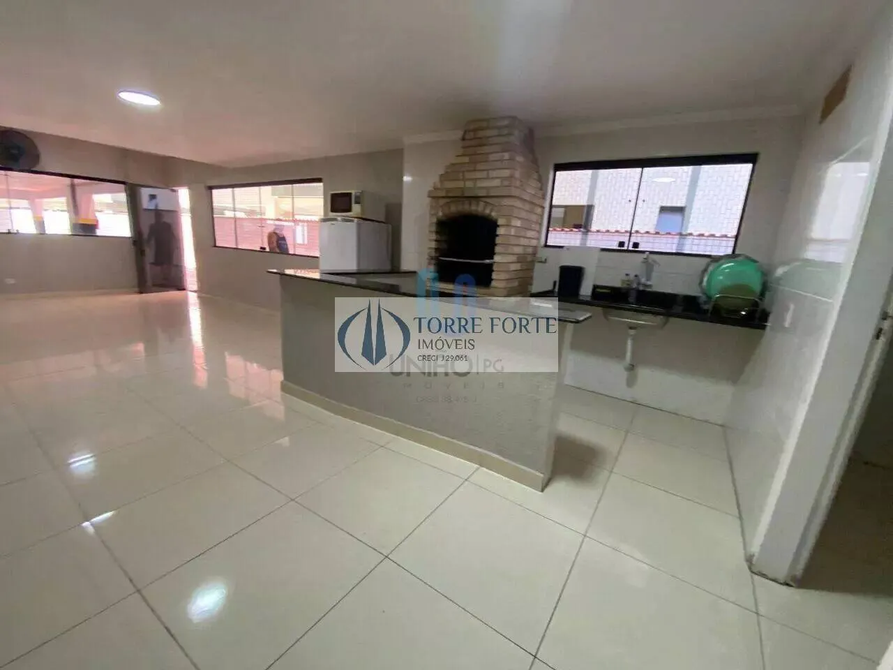 Imagem Apartamento com 1 dormitorio 1 vaga de garagem na Guilhermina Praia Grande