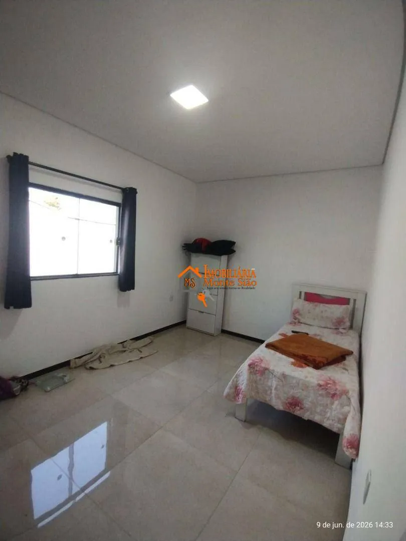 Imagem Casa com 4 dormitórios à venda, 190 m² por R$ 910.000,00 - Centro - Biritiba Mirim/SP
