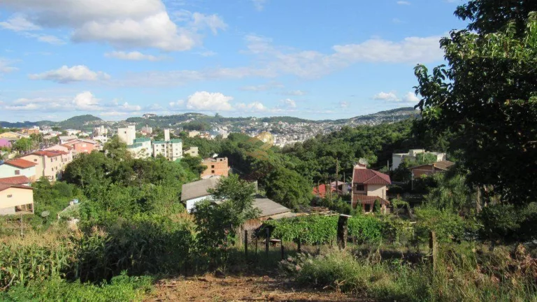 Imagem Terreno para Venda em Concórdia, Petrópolis