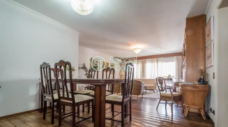 Imagem Amplo apartamento no miolo do Brooklin, 170 m², andar alto, sala para dois ambientes com ar condici...