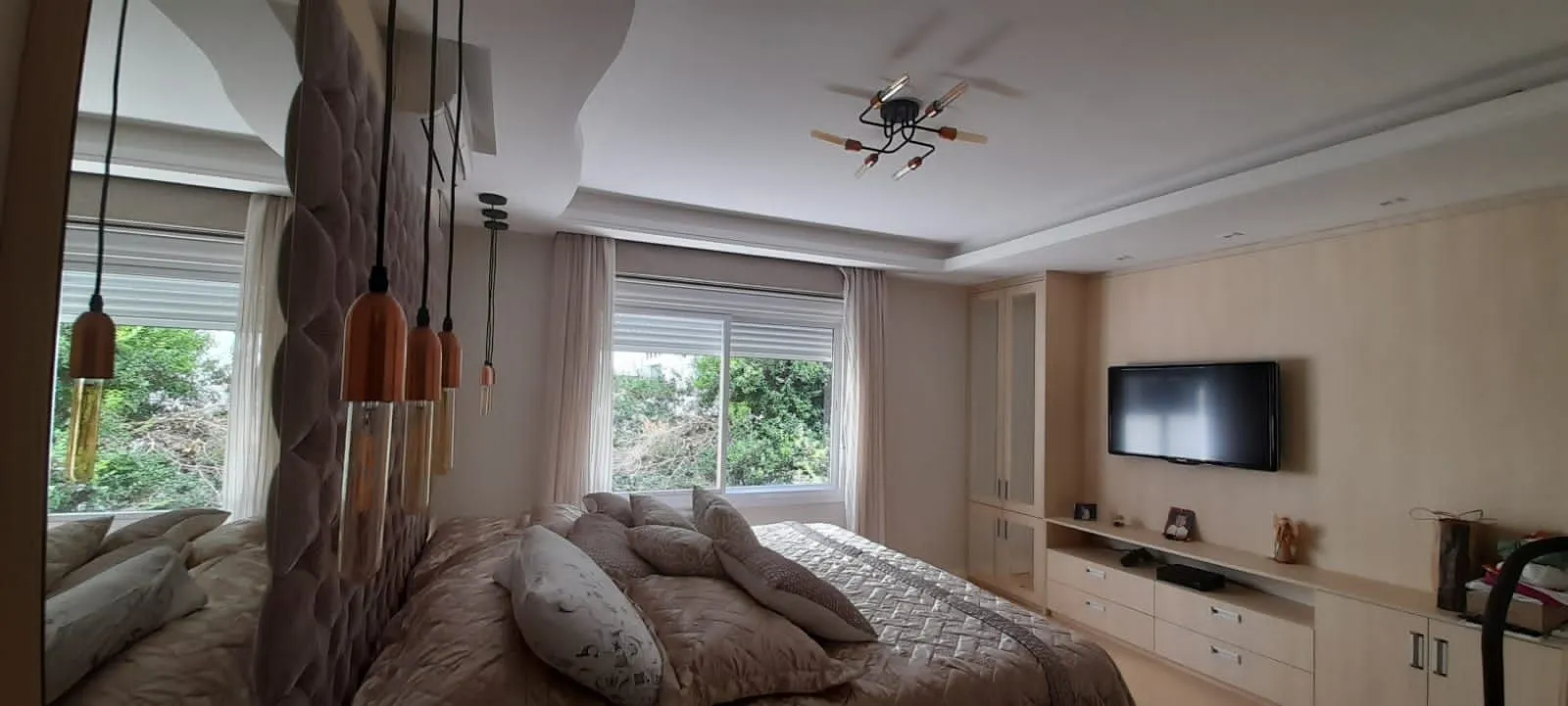 Imagem Cobertura para Venda - 234m², 3 dormitórios, sendo 1 suites, 2 vagas - Santana