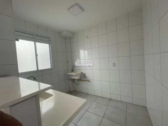 Imagem Apartamento de 2 dormitórios para venda no Condomínio Residencial Aguas Cristalinas, no bairro Conjunto Guanabara, Uberaba